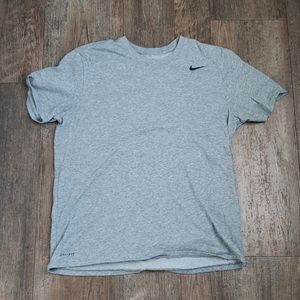 Short sleeve nike dri-fit tshirt brand new gray